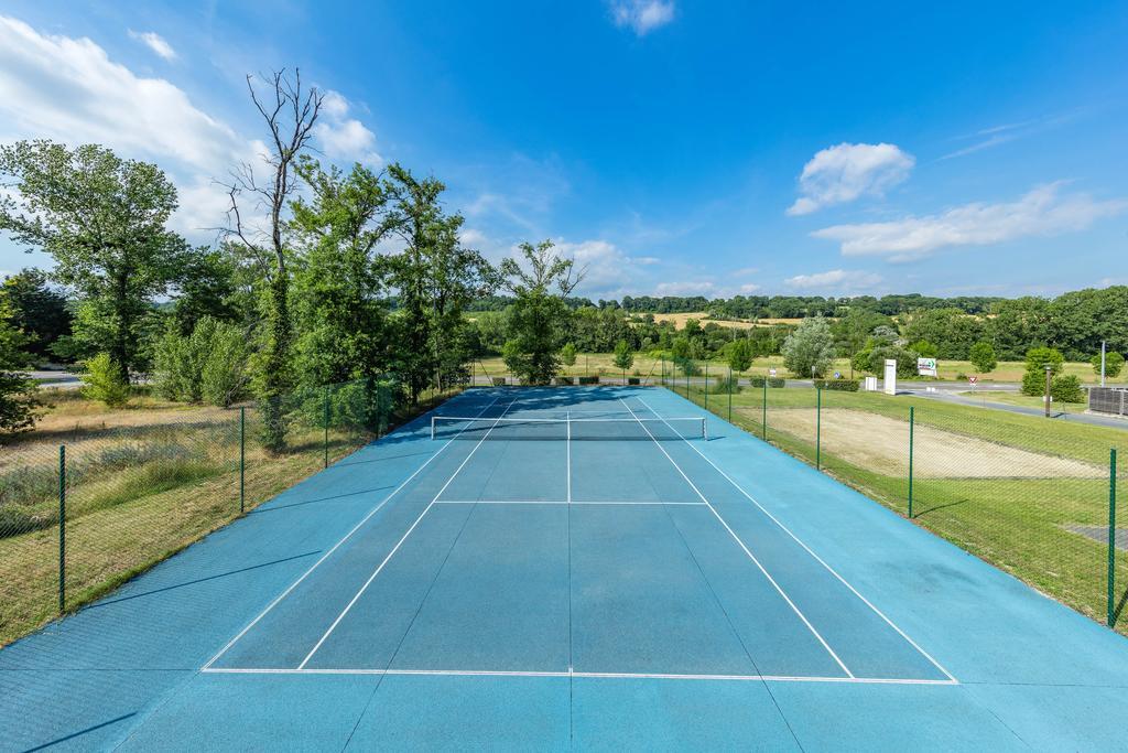 Vacanceole - Le Domaine Du Golf D'Albret 巴巴斯特 外观 照片