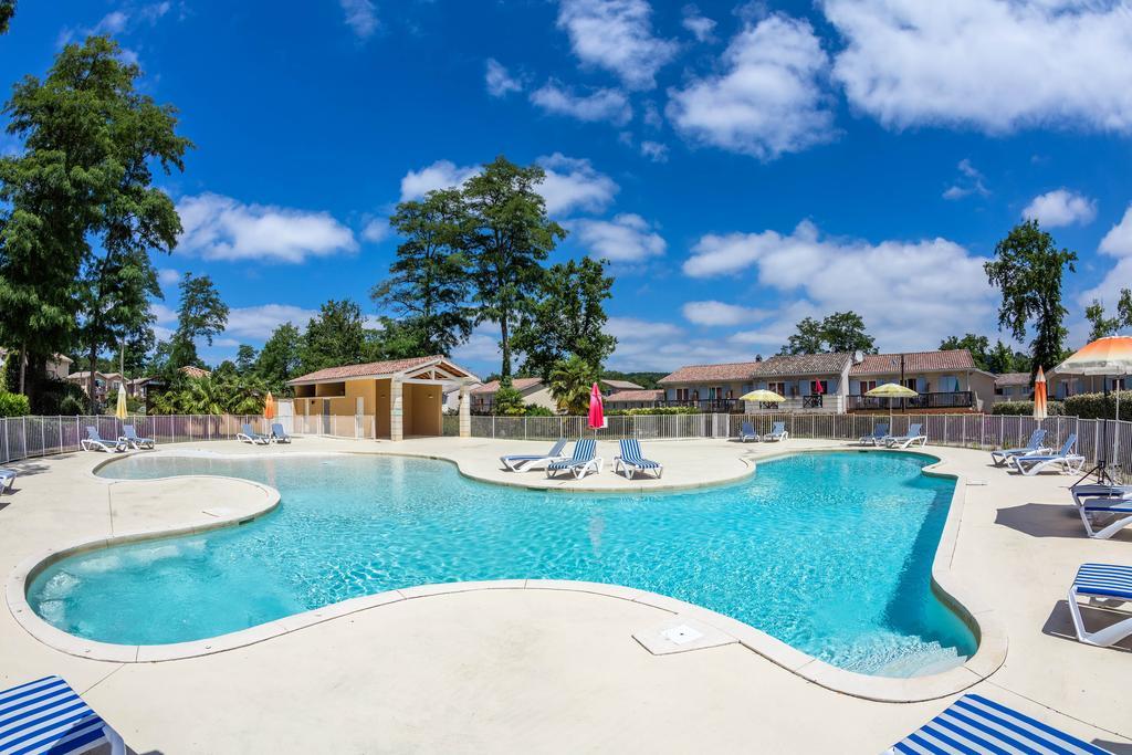 Vacanceole - Le Domaine Du Golf D'Albret 巴巴斯特 外观 照片