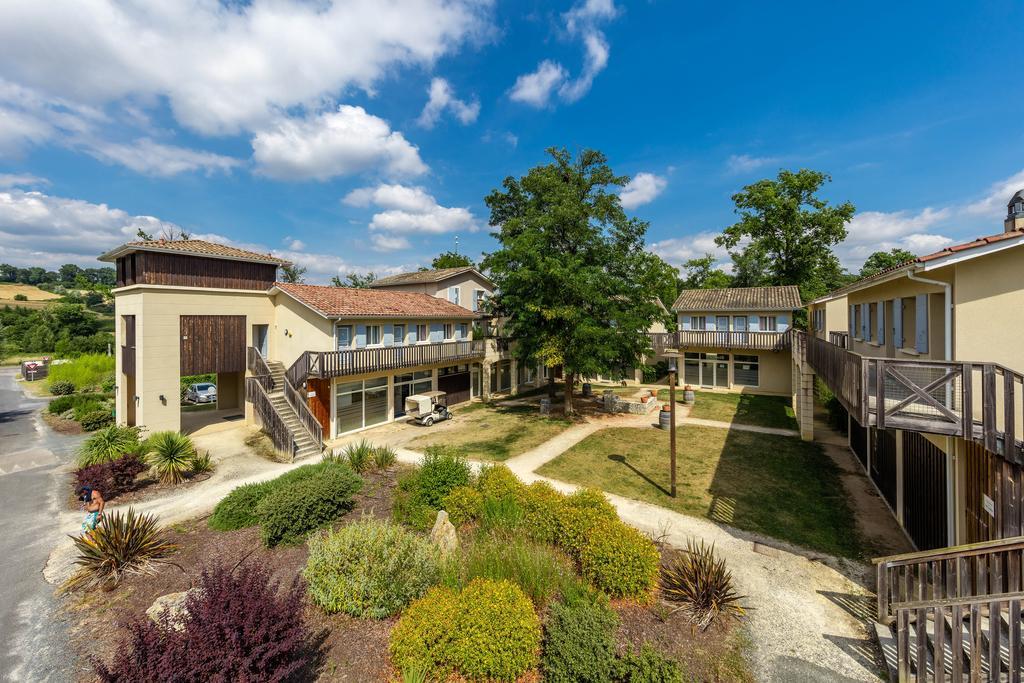Vacanceole - Le Domaine Du Golf D'Albret 巴巴斯特 外观 照片