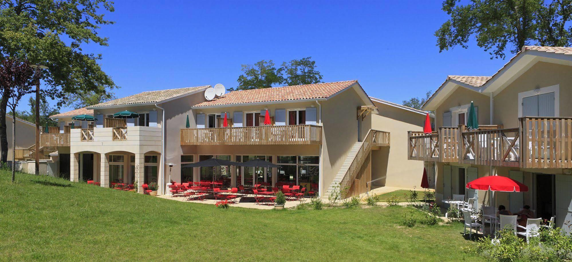 Vacanceole - Le Domaine Du Golf D'Albret 巴巴斯特 外观 照片